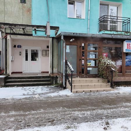 Cyborg Flat Petrosani Apartment Exterior photo